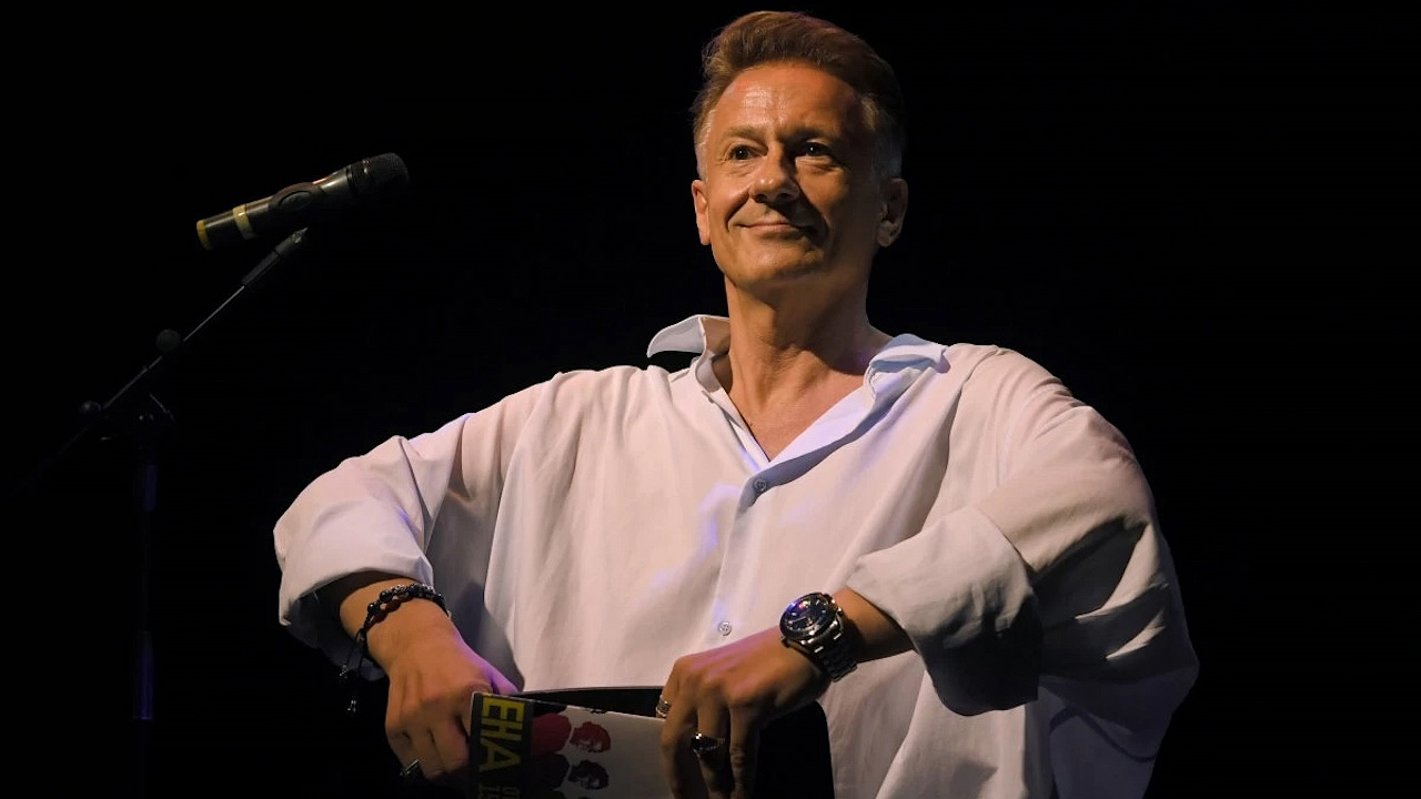 В тени своей славы